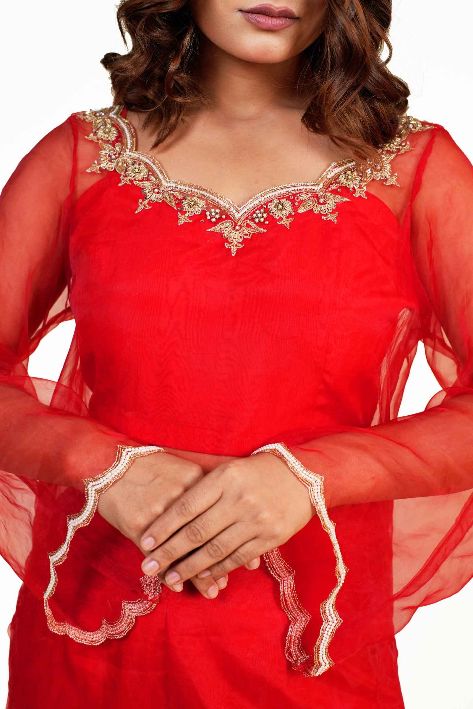 Aaiyna - Kurti Set Zardozi Embroidery Handcrafted Elegance