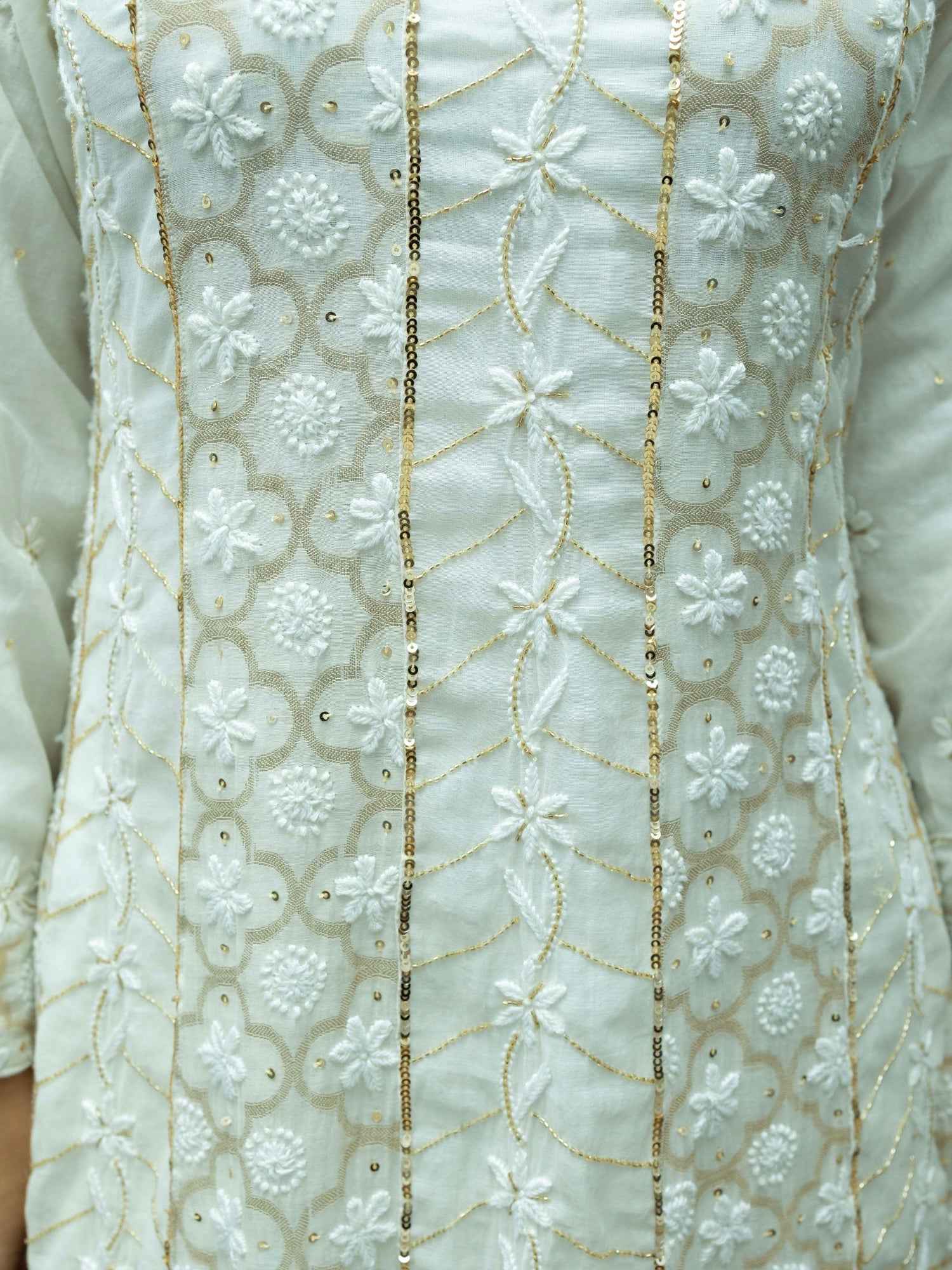 Luxury White Banarasi Mul Chanderi Anarkali Set with Handcrafted Chikankari & Zardozi Work