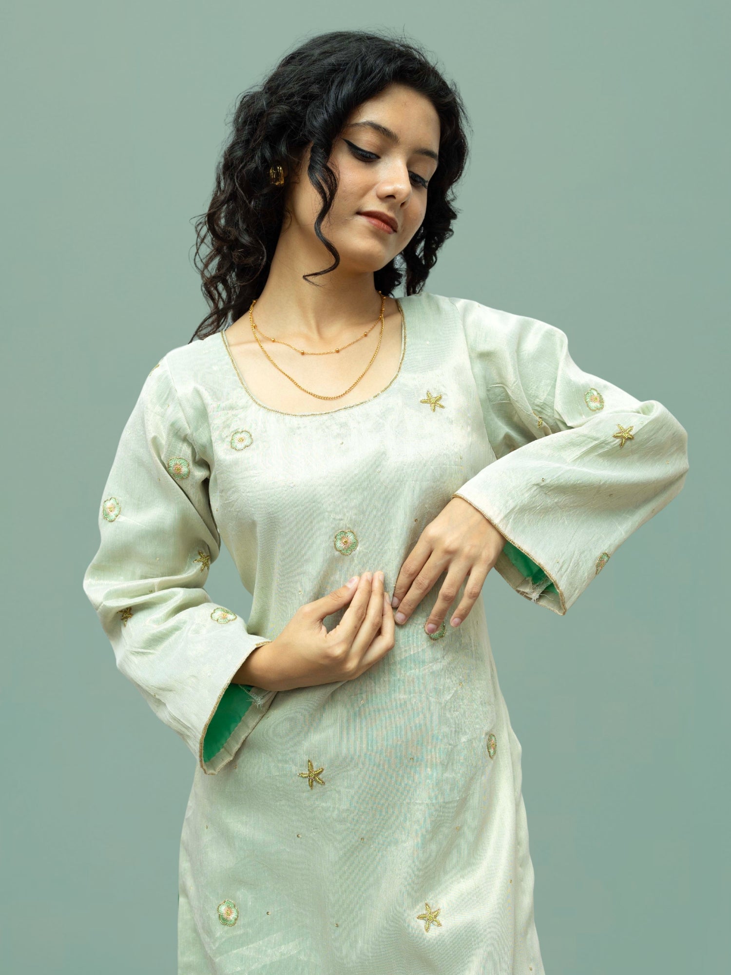 Nawaabiyat Green Tissue Kurta Set with Handcrafted Zardozi Work