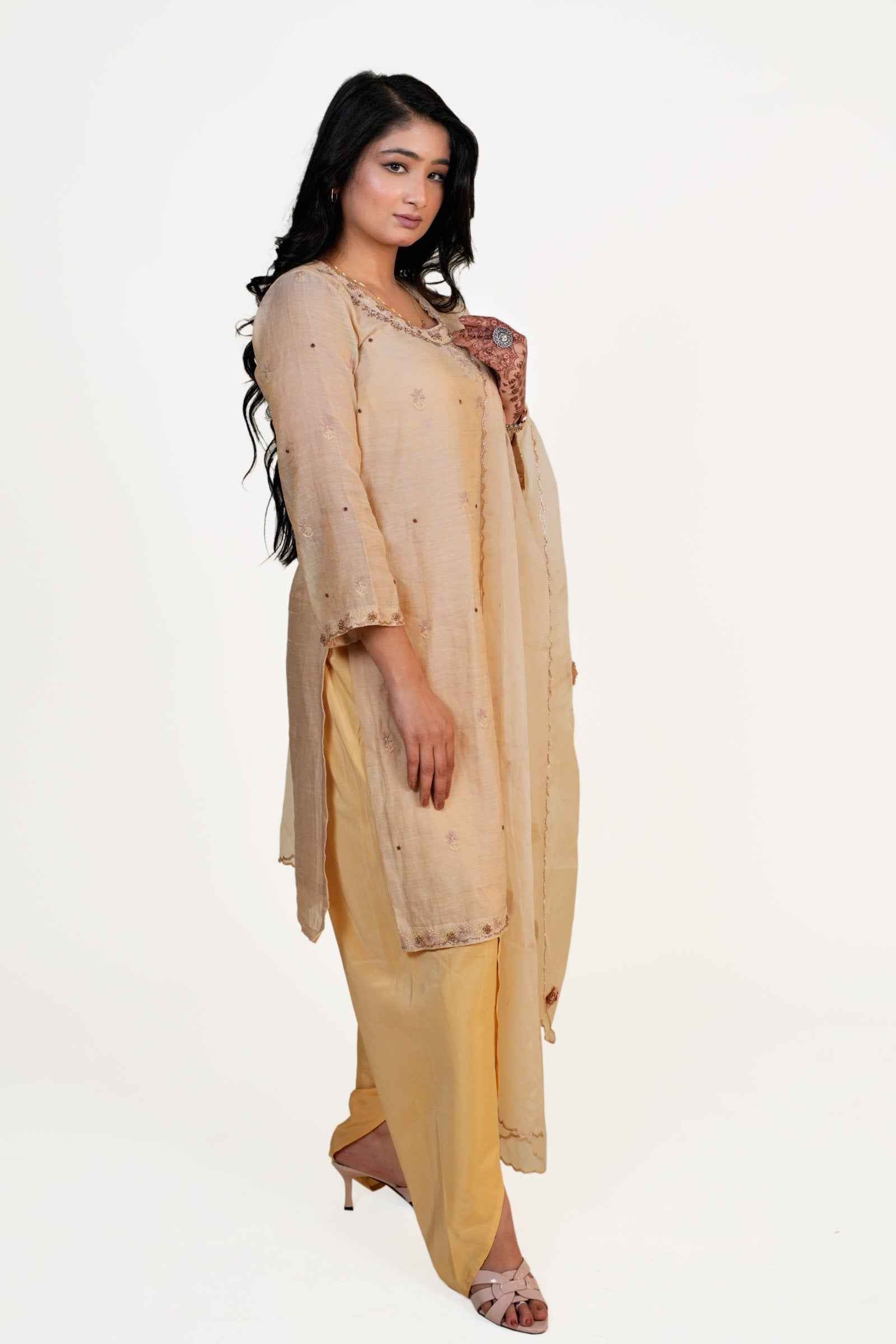 Neelaya Grace – Hand-Embroidered Blue Maxi Dress