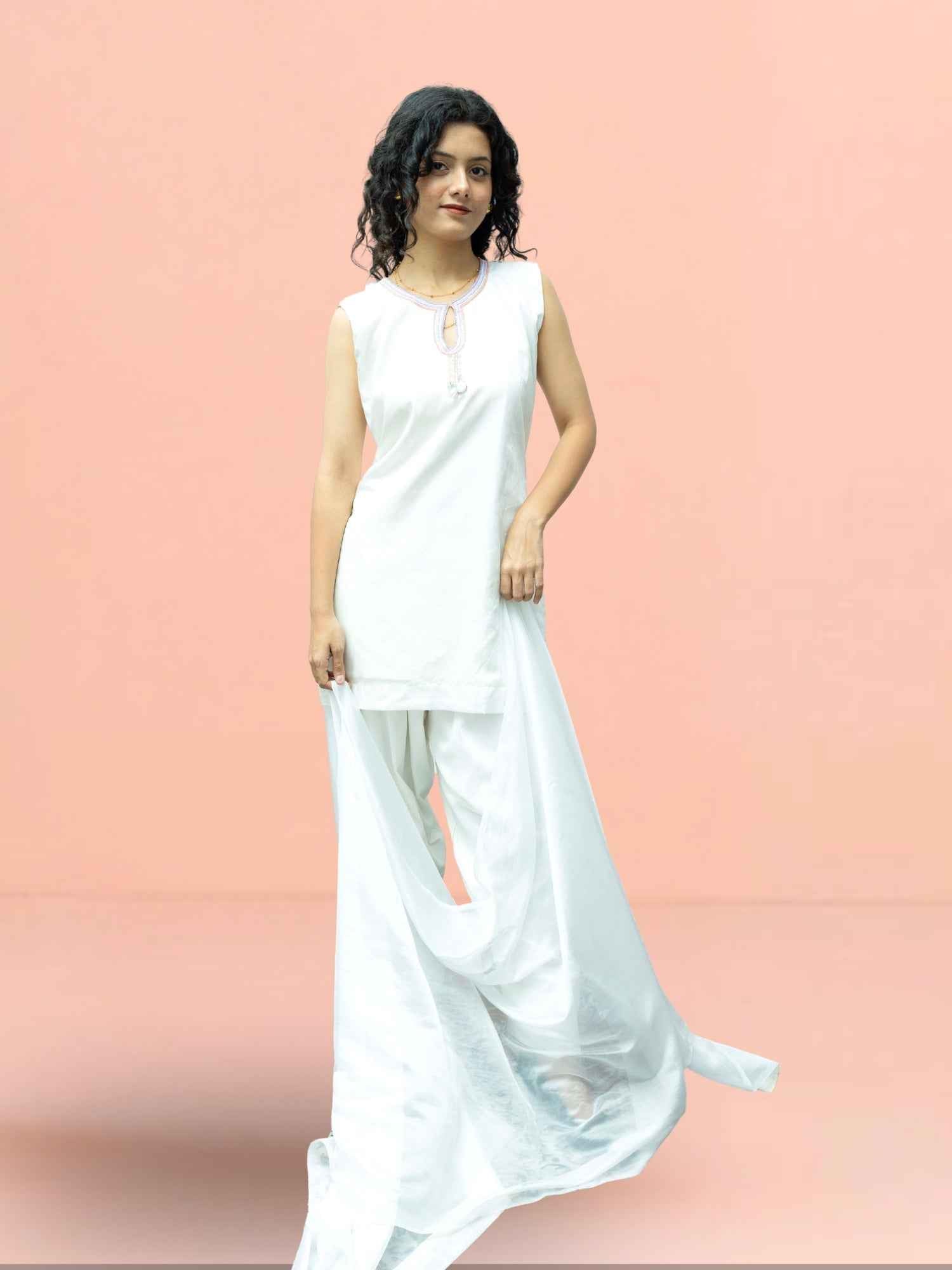 White Handcrafted Zardozi Farshi Suit Set with Organza Dupatta