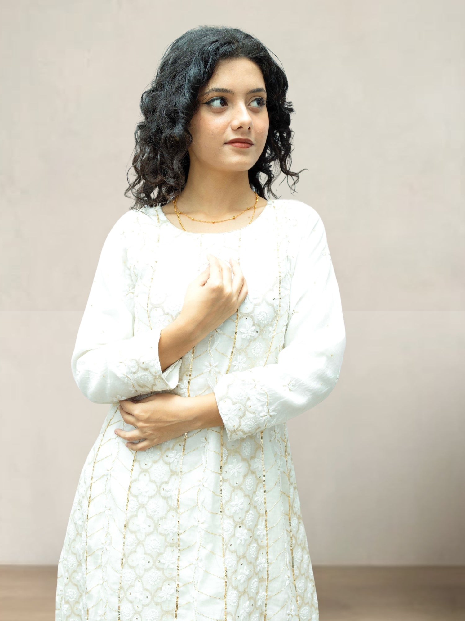 Luxury White Banarasi Mul Chanderi Anarkali Set with Handcrafted Chikankari & Zardozi Work