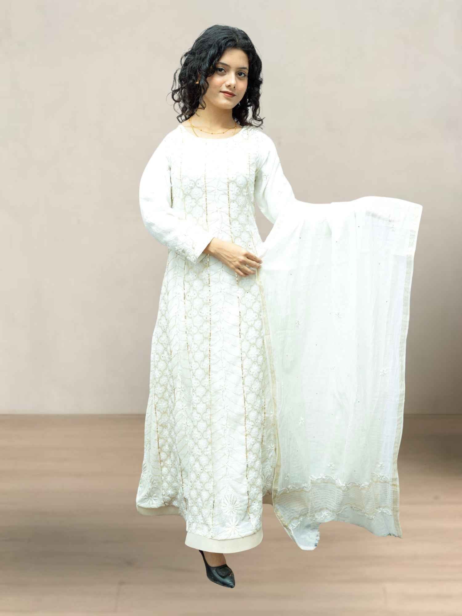 Luxury White Banarasi Mul Chanderi Anarkali Set with Handcrafted Chikankari & Zardozi Work
